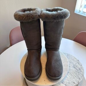 UGG Women’s Classic II Tall Boots